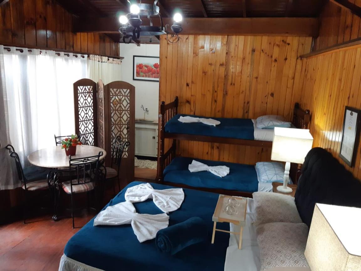 Campos do Jordão Villa Valentina Chales Com Lareira E Churrasqueira מראה חיצוני תמונה